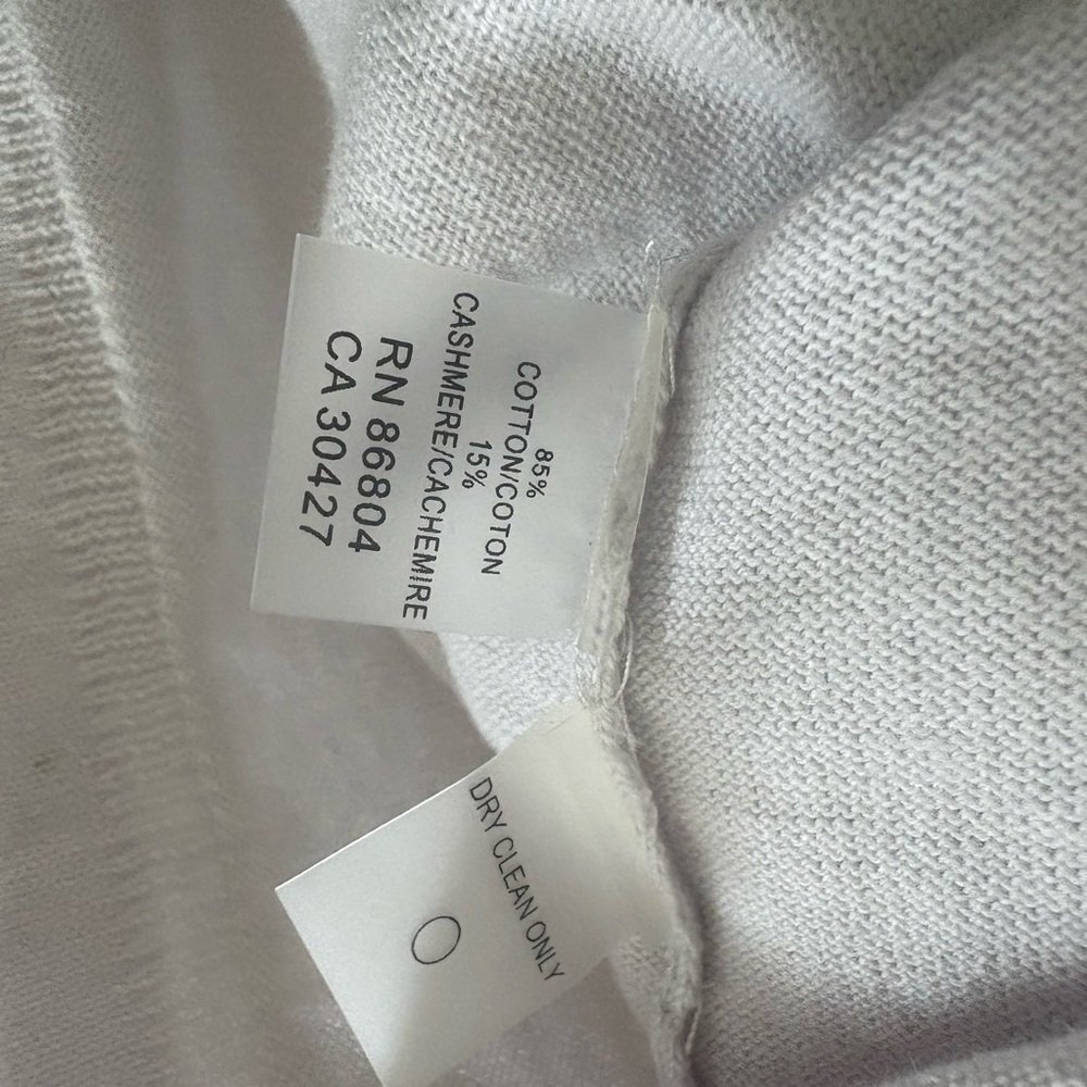 NWT- Soft Magaschoni Sleeveless Turtleneck Top in Light Lavender, S - Picture 4 of 4